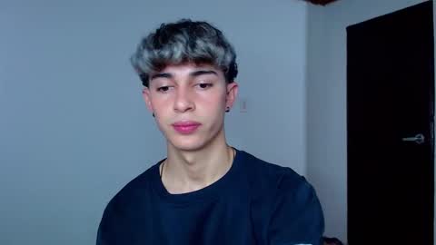 John Vichenso online show from 10.10.25