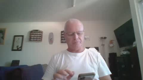Snapshot of johndesnudado chatting on 10.04.25 johndesnudado online show from 10.04.25