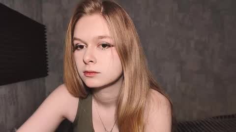 SofiaOweenss online show from 03.31.26