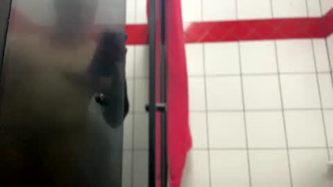 Snapshot of johnjow10 chatting on 02.05.25 JOHN online show from 02.05.25