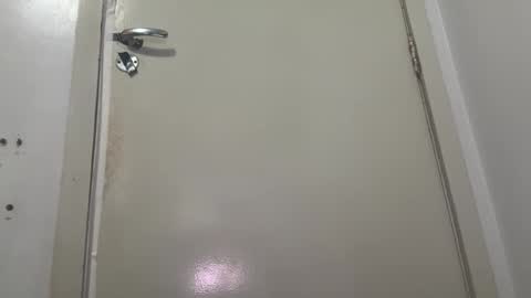 Snapshot of johnjow10 chatting on 10.01.25 JOHN online show from 10.01.25