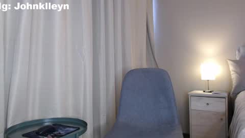 Snapshot of johnklleyn chatting on 04.25.26 john online show from 04.25.26