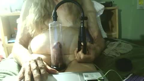johnnieq1971 online show from 05.28.26