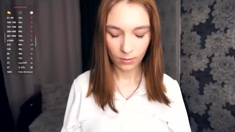 Snapshot of johnnietantum chatting on 10.15.25 Rocio online show from 10.15.25