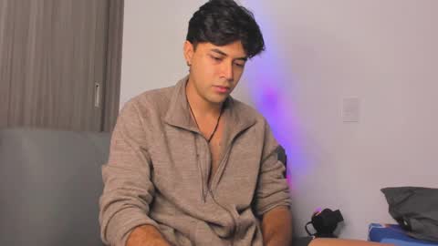 johnny_bravo777 online show from 02.07.25