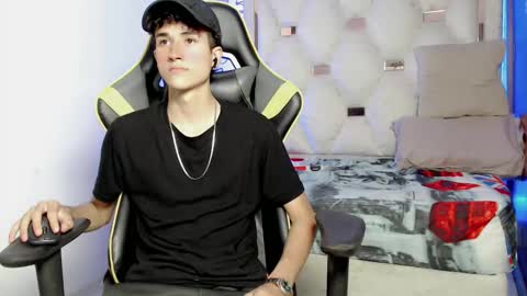 johnny_cagee online show from 09.21.25