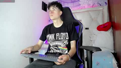 johnny_cagee online show from 03.23.26