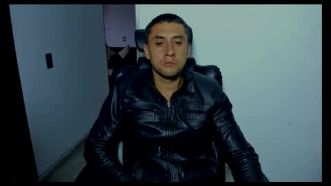 Snapshot of johnny_seens1 chatting on 12.02.25 Johnny online show from 12.02.25