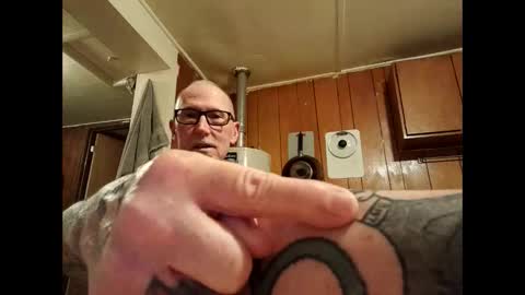 Snapshot of johnnyanubis chatting on 03.04.26 Master online show from 03.04.26