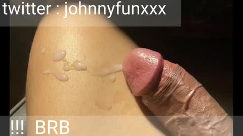 Snapshot of johnnyfun_xxx chatting on 09.23.25 Johnnystrongarms online show from 09.23.25