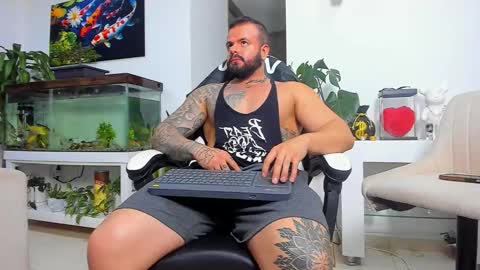 Snapshot of johnnygrayson_ chatting on 10.21.25 JOHNNY online show from 10.21.25