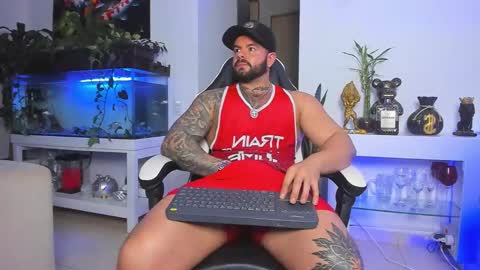 Snapshot of johnnygrayson_ chatting on 02.04.26 JOHNNY online show from 02.04.26