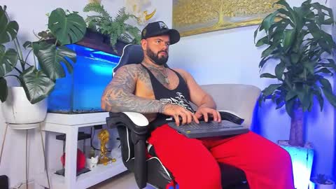 Snapshot of johnnygrayson_ chatting on 02.24.26 JOHNNY online show from 02.24.26