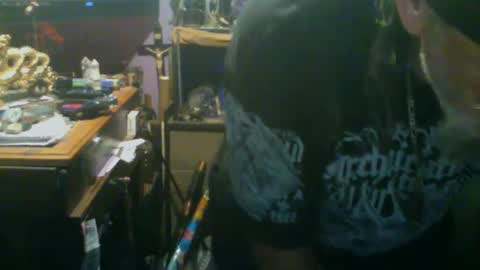 Snapshot of johnnyshung1 chatting on 09.18.25 johnnyshung1 online show from 09.18.25