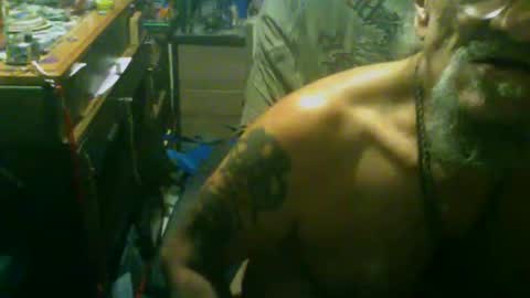 Snapshot of johnnyshung1 chatting on 10.17.25 johnnyshung1 online show from 10.17.25