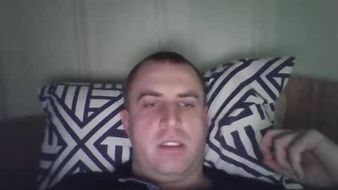 Snapshot of johnoreon chatting on 10.21.25 johnoreon online show from 10.21.25