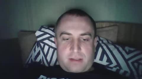 Snapshot of johnoreon chatting on 10.22.25 johnoreon online show from 10.22.25