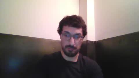 Snapshot of johnparis7575 chatting on 01.07.25 Johnfrench online show from 01.07.25