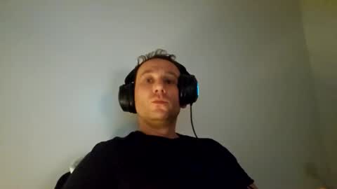 Snapshot of johnybravo922 chatting on 10.17.25 johny D online show from 10.17.25