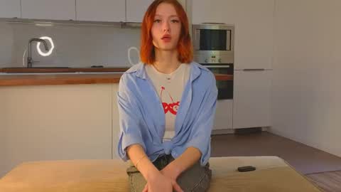 Snapshot of joielagos chatting on 04.25.26 Alva online show from 04.25.26
