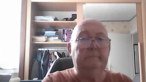 Snapshot of jojo60000529566 chatting on 06.15.26 jojo60000529566 online show from 06.15.26