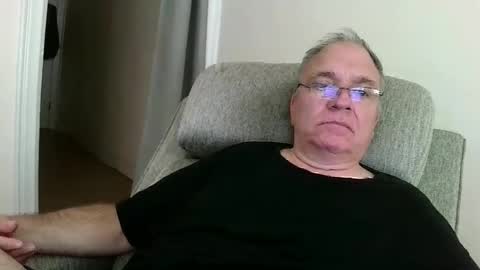 Snapshot of joker5339 chatting on 10.03.25 joker5339 online show from 10.03.25