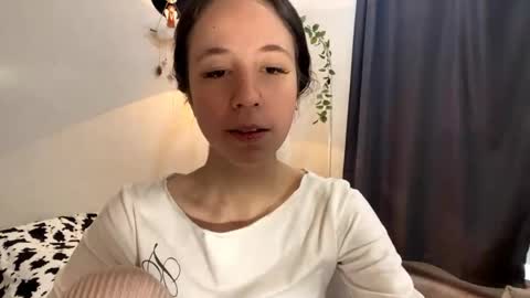 Snapshot of jolandamccammon chatting on 06.03.26 I am Joline ntmuLets hit 10 Thumbs Up together online show from 06.03.26