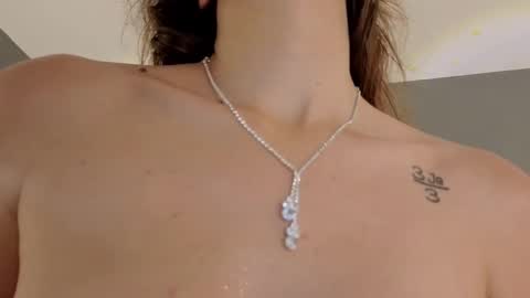 jolie_lov online show from 10.08.25