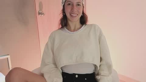 jolie_lov online show from 11.04.25