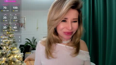 Snapshot of jolie_ozolla chatting on 01.18.25 Jolie Ozolla online show from 01.18.25