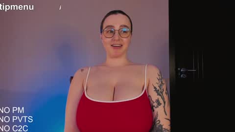 Jolie  My snapchat got deleted. If you were subscribed dm me my former username or scroll down and click on snapchat media online show from 02.07.25