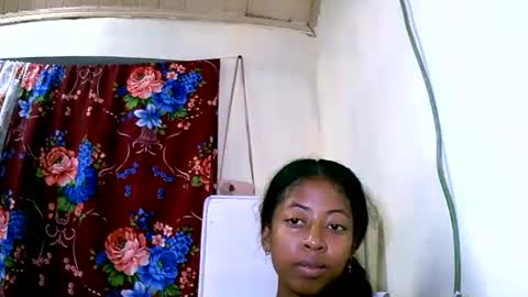 joliekah27 online show from 01.17.25