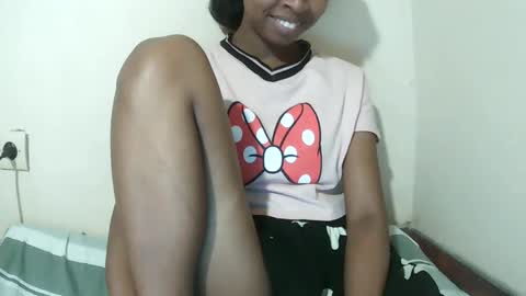 joliekah27 online show from 03.17.26