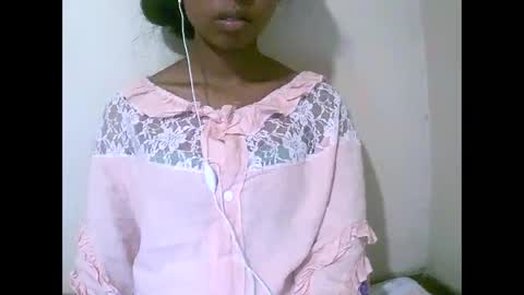 joliekah27 online show from 04.16.26