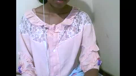 joliekah27 online show from 04.17.26