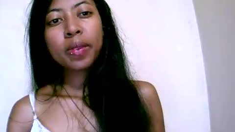 Snapshot of joliekah27 chatting on 06.19.26 joliekah27 online show from 06.19.26