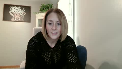 Snapshot of joliexx41 chatting on 03.26.26 Jolie online show from 03.26.26