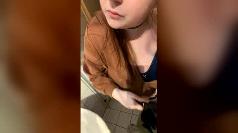 jollyfee online show from 04.01.26