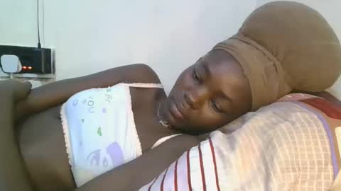 Snapshot of jollynabeb chatting on 10.01.25 jollynabeb online show from 10.01.25