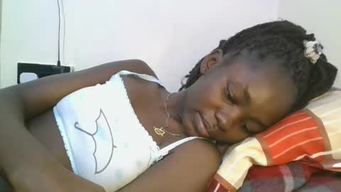 Snapshot of jollynabeb chatting on 10.03.25 jollynabeb online show from 10.03.25