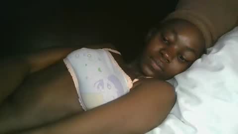 Snapshot of jollynabeb chatting on 10.21.25 jollynabeb online show from 10.21.25