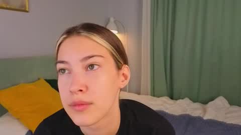 Viola online show from 09.11.25