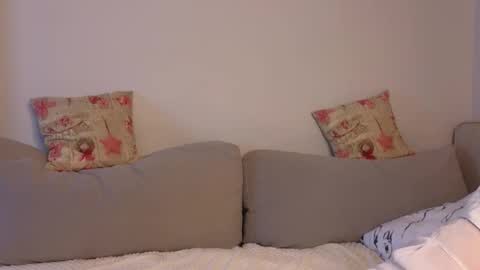 Viola online show from 10.13.25