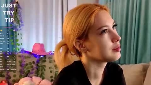 Snapshot of jolyndeb chatting on 02.13.26 Viola online show from 02.13.26