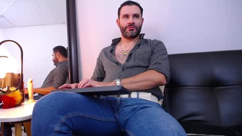  JONAS BEARD  online show from 12.10.24