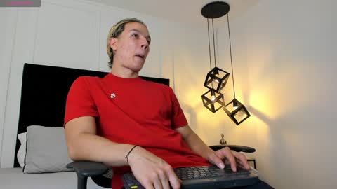 Snapshot of jonathan_daniels1 chatting on 01.20.25 Jonathan Danielss online show from 01.20.25