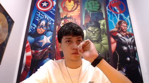 Snapshot of jonathan_moreau chatting on 01.15.25 Jonathan online show from 01.15.25