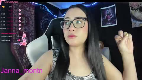 Snapshot of jonathanrwick chatting on 11.09.25 Janna online show from 11.09.25