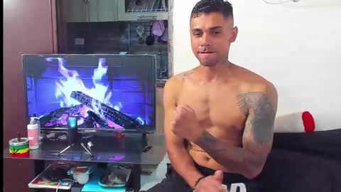 jonesjoness15 online show from 11.03.25