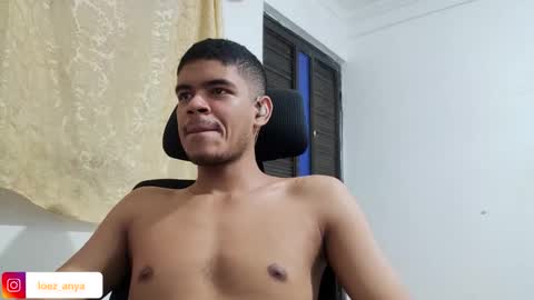 Snapshot of jonhsebastiann chatting on 11.11.25 John online show from 11.11.25